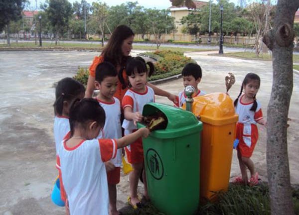 Chọn thùng rác trường học cần dựa vào những yêu cầu nào?
